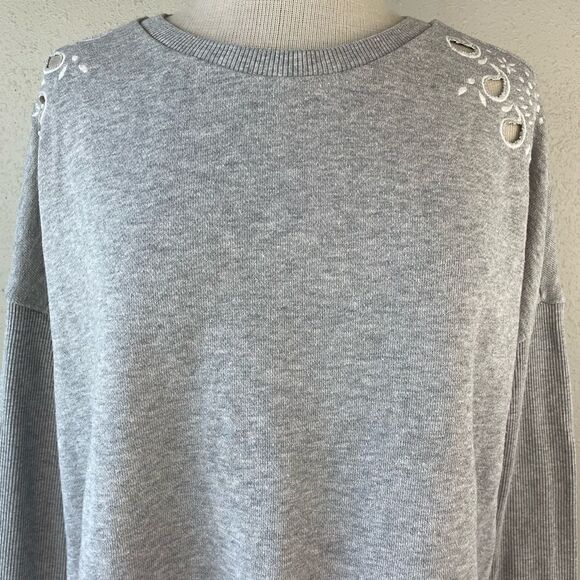 American Eagle Oversized Sweatshirt Size S EUC - Picture 2 of 9